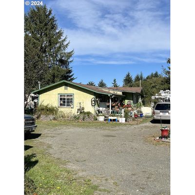 91031 Libby Ln, Coos Bay, OR 97420