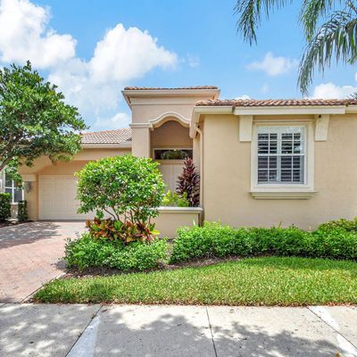 9109 Via Elegante, Wellington, FL 33411