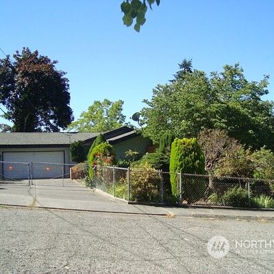 911 Chestnut St, Bremerton, WA 98310