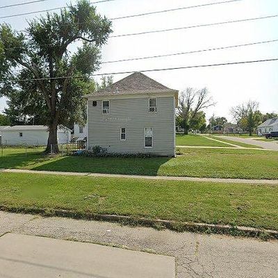 911 Jackson St, Marshalltown, IA 50158