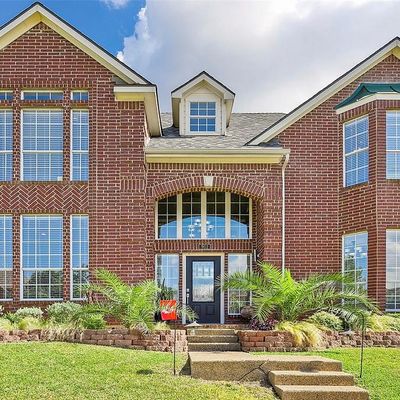 911 Kingwood Cir, Lewisville, TX 75077