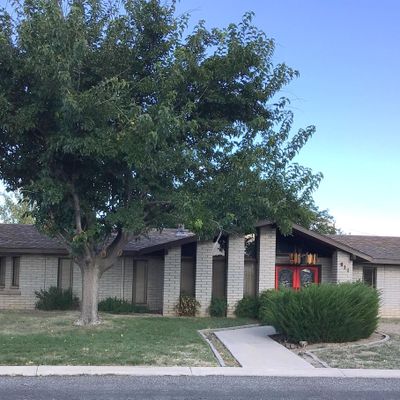 911 S Encanto St, Willcox, AZ 85643