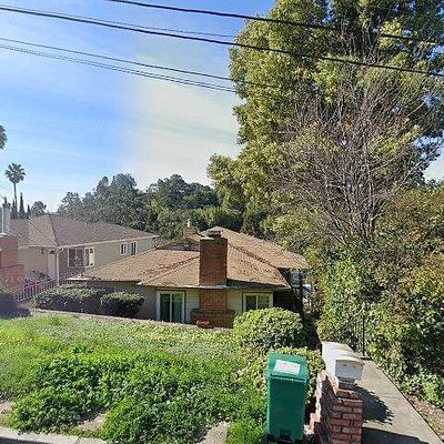 9117 Castlewood St, Oakland, CA 94605