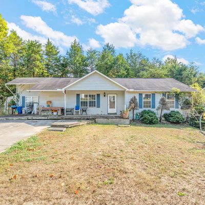 912 Cypress Ln, Sevierville, TN 37876