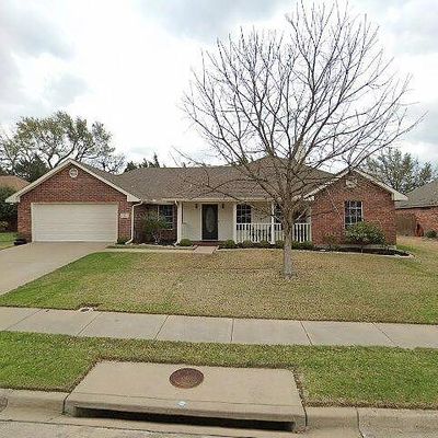 912 New York Ave, Midlothian, TX 76065