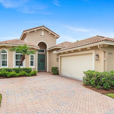 9120 Champions Way, Port Saint Lucie, FL 34986