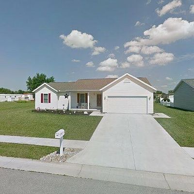 914 Sunrise Dr, Wapakoneta, OH 45895