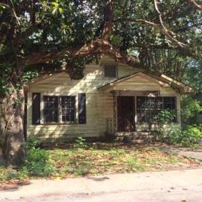 914 Woodard Ave, Mobile, AL 36610