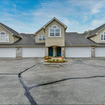 9147 W Elm Ct, Unit B, Franklin, WI 53132