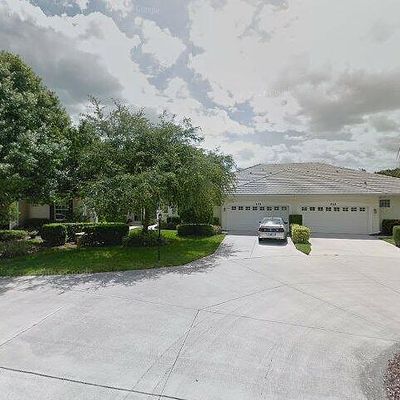 915 Barclay Ct, Venice, FL 34293