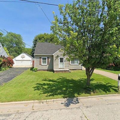 916 3 Rd St, Menasha, WI 54952