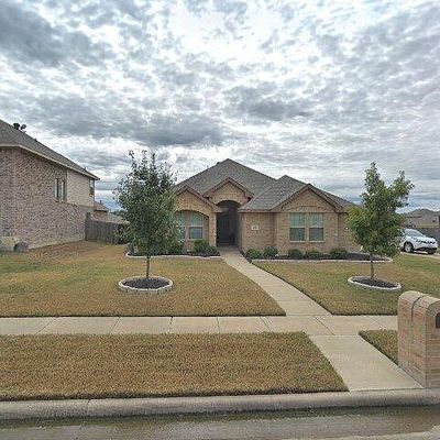 916 Mockingbird Ln, Glenn Heights, TX 75154