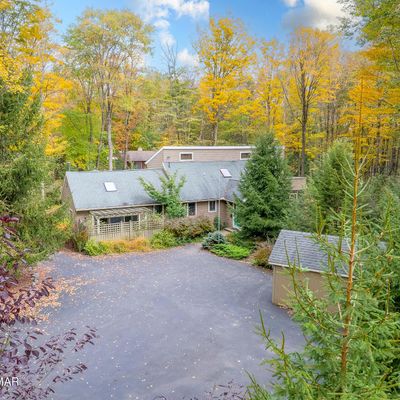 916 Sir Lionel Court, Pocono Lake, PA 18347