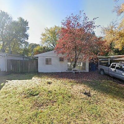 9162 Harold Dr, Saint Louis, MO 63134