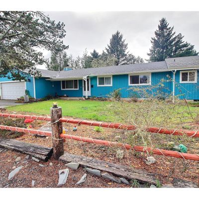 91664 Smith Lake Rd, Warrenton, OR 97146