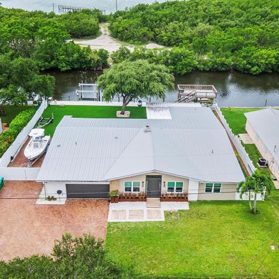 917 Jackson Way, Hutchinson Island, FL 34949