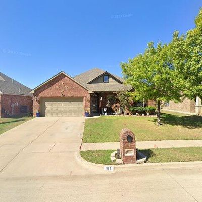 917 John Kennedy Dr, Saginaw, TX 76179