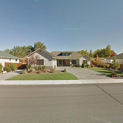 917 Sweetwater Dr, Gardnerville, NV 89460