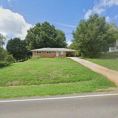 9171 Chatham Rd, Martinsville, VA 24112