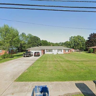 9176 Shepard Rd, Macedonia, OH 44056