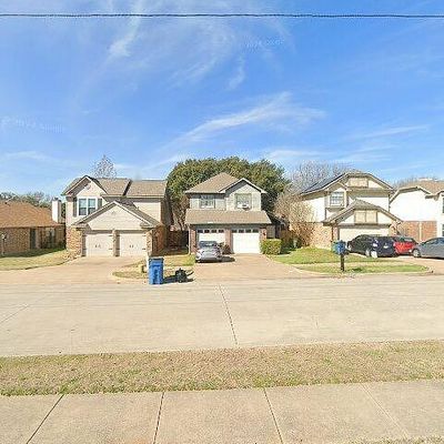 918 S Old Orchard Ln, Lewisville, TX 75067