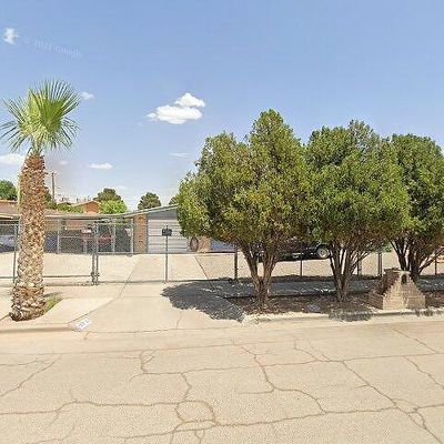 976 Palma Sola Dr, El Paso, TX 79907