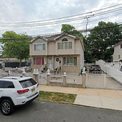 98 Saint Josephs Ave, Staten Island, NY 10302