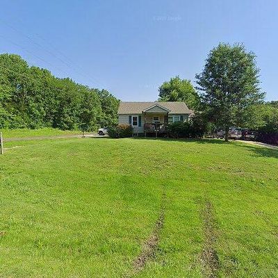 98 Walker Rd, Troy, MO 63379