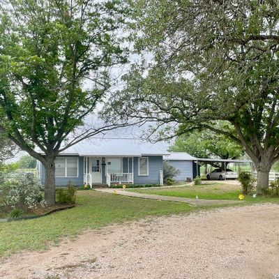 980 County Road 443, Hondo, TX 78861