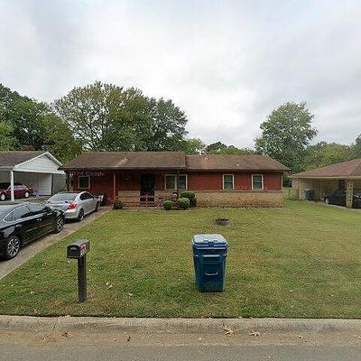 9806 Comstock Rd, Little Rock, AR 72209