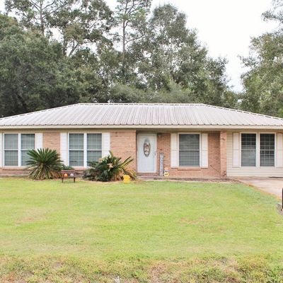 9808 Briarcliff Dr, Moss Point, MS 39562