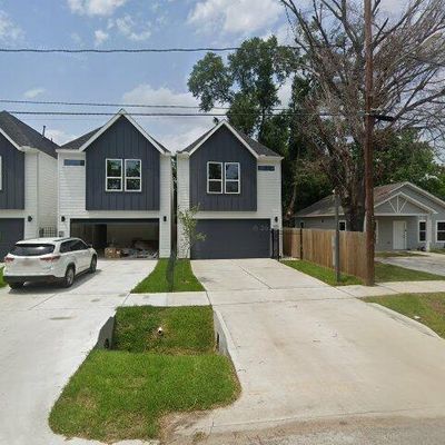 980 A Randolph St, Houston, TX 77088