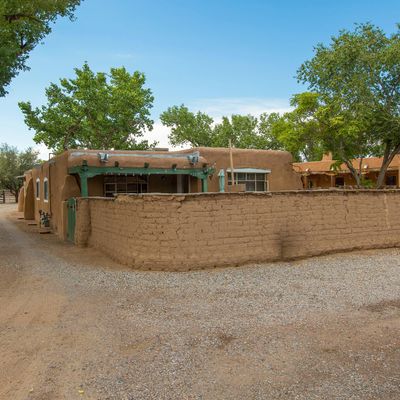 9813 Guadalupe Trl Nw, Albuquerque, NM 87114