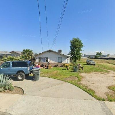 982 Davis St, Hanford, CA 93230