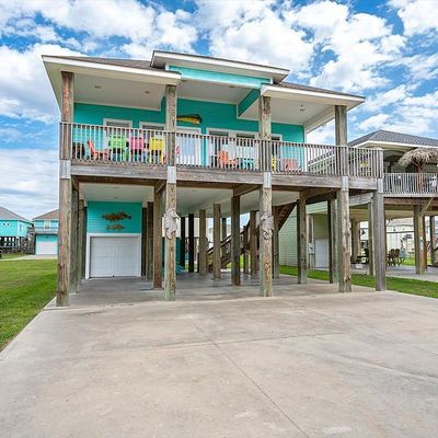 984 S Stingaree Dr, Port Bolivar, TX 77650