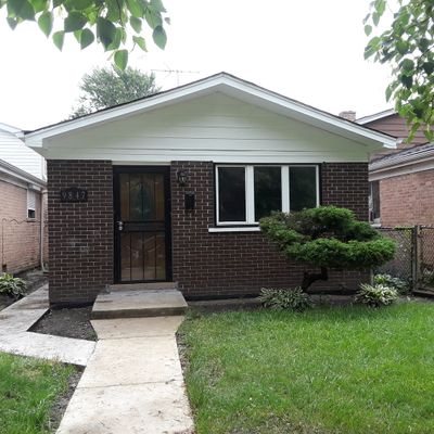 9847 S Cottage Grove Ave, Chicago, IL 60628