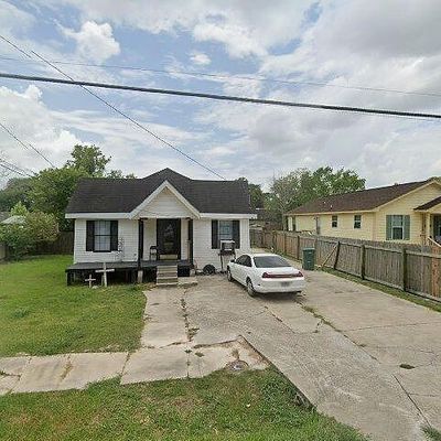 985 Brockman St, Beaumont, TX 77705