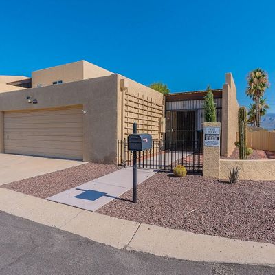 9897 E 2 Nd St, Tucson, AZ 85748