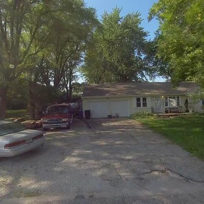 9904 E 81 St St, Raytown, MO 64138