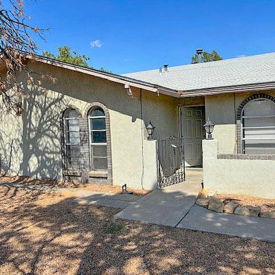 9904 Palmer Ct Nw, Albuquerque, NM 87114