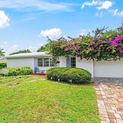 9917 N Fushia Circle, Palm Beach Gardens, FL 33410