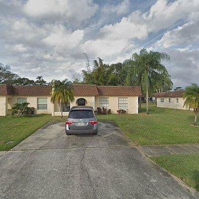 9932 83 Rd St, Seminole, FL 33777