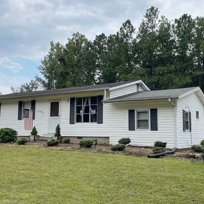 995 Sawyers Mill Rd, Bruceton, TN 38317