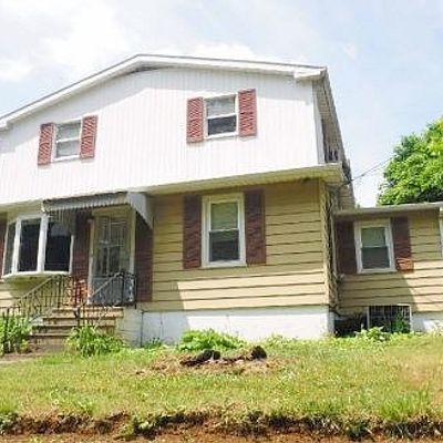 996 Allentown Rd, Green Lane, PA 18054