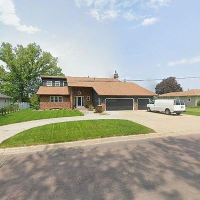 999 Shoreacres Dr, Fairmont, MN 56031