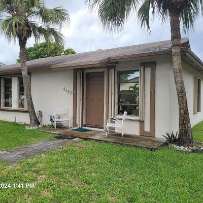 Address Withheld, Miami, FL 33175