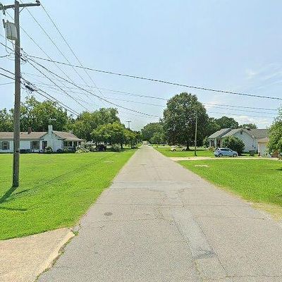 Carolina Ave, Roanoke Rapids, NC 27870