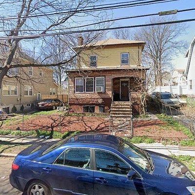 95 Pine Grove Ter #97, Newark, NJ 07106