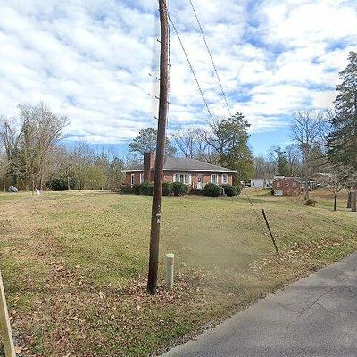 95 Windsor St, Goldston, NC 27252