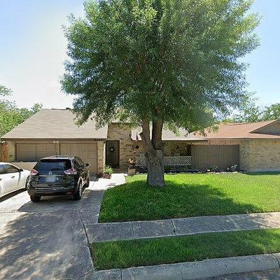 9512 Woodland Hls, San Antonio, TX 78250